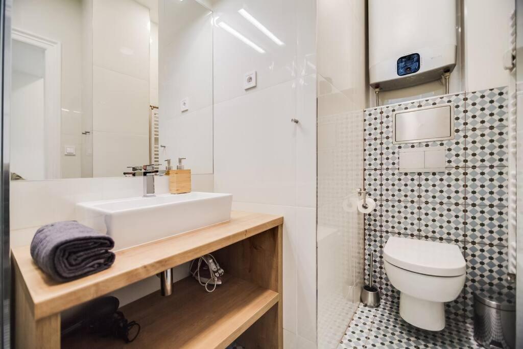 Studio Mala Strana - Prague Historical Center Экстерьер фото